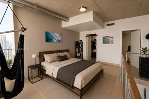 690 SW 1st Ct, Miami, FL 33130 - Photo 11