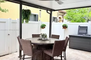 3409 W 92nd Pl, Hialeah, FL 33018 - Photo 11