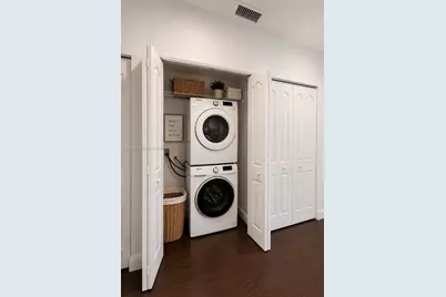 7231 W 29th Way #7231, Hialeah, FL 33018 - Photo 3