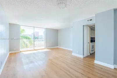 3161 S Ocean Dr #407, Hallandale Beach, FL 33009 - Photo 1
