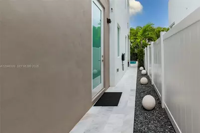 10561 NW 68th Ter, Doral, FL 33178 - Photo 35