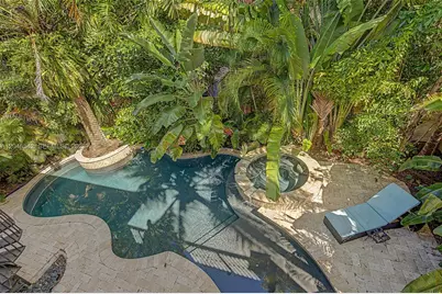 2561 Trapp Ave, Miami, FL 33133 - Photo 17