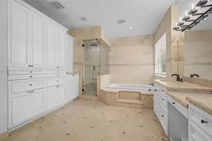 2561 Trapp Ave, Miami, FL 33133 - Photo 15
