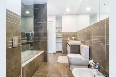 2100 Park Ave #406, Miami Beach, FL 33139 - Photo 11
