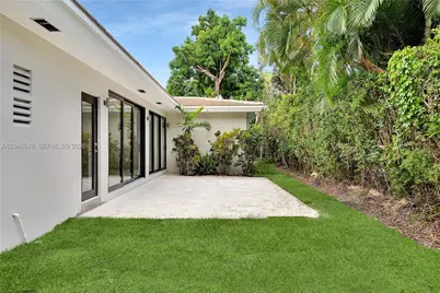 950 Bayamo Ave, Coral Gables, FL 33146 - Photo 41