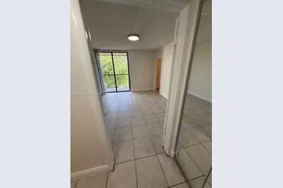 8075 SW 107th Ave #305, Miami, FL 33173 - Photo 33