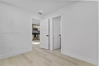 171 W 13th St, Hialeah, FL 33010 - Photo 17