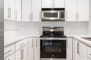 1110 SW 125th Ave, Pembroke Pines, FL 33027 - Photo 11