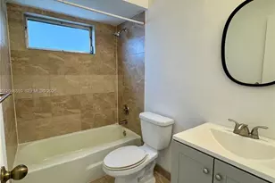 2495 SW 82nd Ave, Davie, FL 33324 - Photo 9