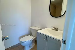 2495 SW 82nd Ave, Davie, FL 33324 - Photo 11