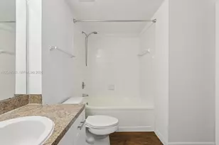 151 SW 117th Ave, Pembroke Pines, FL 33025 - Photo 13