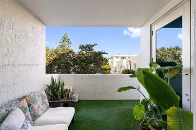 110 Washington Ave #2309, Miami Beach, FL 33139 - Photo 23