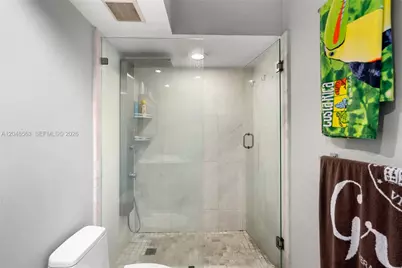 110 Washington Ave #2309, Miami Beach, FL 33139 - Photo 21
