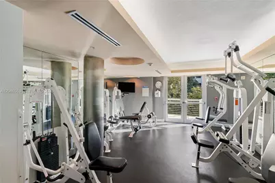 110 Washington Ave #2309, Miami Beach, FL 33139 - Photo 33