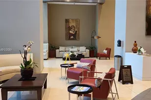 300 S Biscayne Blvd, Miami, FL 33131 - Photo 3