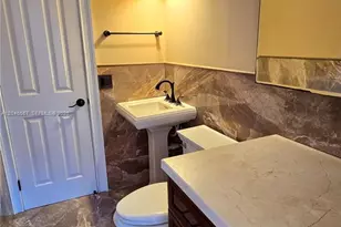 741 Tyler St, Hollywood, FL 33019 - Photo 39
