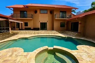 741 Tyler St, Hollywood, FL 33019 - Photo 3