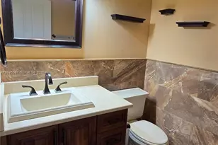 741 Tyler St, Hollywood, FL 33019 - Photo 15