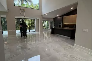 4499 NW 93rd Doral Ct, Doral, FL 33178 - Photo 7
