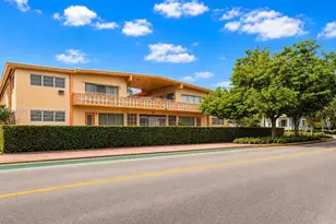 1050 Pennsylvania Ave, Miami Beach, FL 33139 - Photo 9