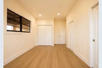 620 NW 182nd Ter, Miami Gardens, FL 33169 - Photo 17