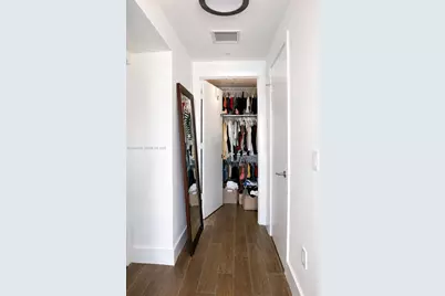 460 NE 28th St #802, Miami, FL 33137 - Photo 19
