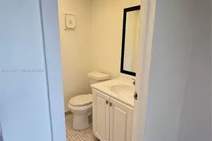 9355 Fontainebleau Blvd, Miami, FL 33172 - Photo 5