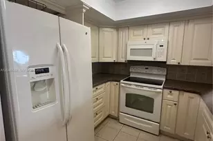 9500 SW 3rd St, Boca Raton, FL 33428 - Photo 5