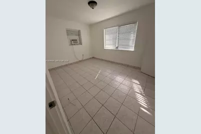 2510 NE 181st St #1, North Miami Beach, FL 33160 - Photo 5