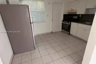 2510 NE 181st St, North Miami Beach, FL 33160 - Photo 7