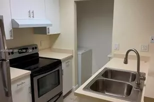 1249 SW 46th Ave, Pompano Beach, FL 33069 - Photo 3
