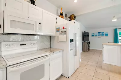 1210 Cactus St, Key Largo, FL 33037 - Photo 13