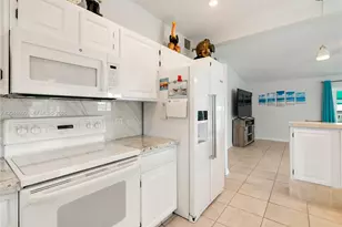 1210 Cactus St, Key Largo, FL 33037 - Photo 13
