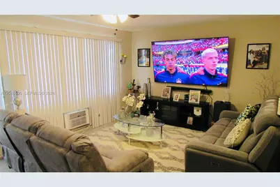 389 Tilford R #389, Deerfield Beach, FL 33442 - Photo 5