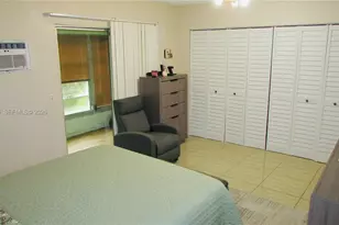 389 Tilford R, Deerfield Beach, FL 33442 - Photo 11