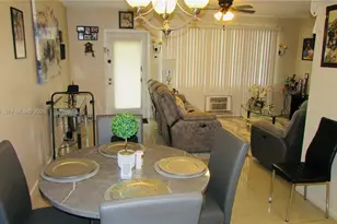 389 Tilford R, Deerfield Beach, FL 33442 - Photo 7