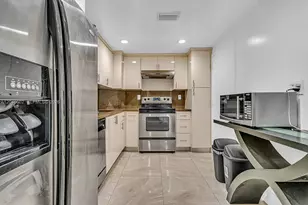 300 Bayview Dr, Sunny Isles Beach, FL 33160 - Photo 15