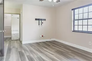 10425 SW 154th Ct, Miami, FL 33196 - Photo 11