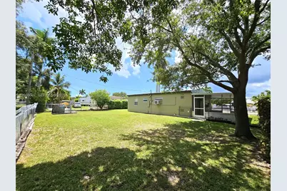 15451 SW 289th Ter, Homestead, FL 33033 - Photo 5