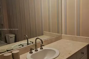 20201 E Country Club Dr, Aventura, FL 33180 - Photo 15
