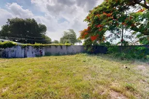 1211 Kasim St, Opa-Locka, FL 33054 - Photo 7