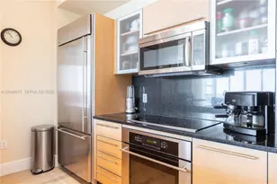 950 Brickell Bay Dr, Miami, FL 33131 - Photo 13