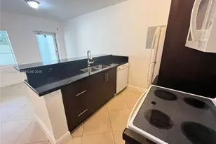 1034 Lenox Ave., Miami Beach, FL 33139 - Photo 3