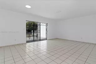 10112 SW 23rd St, Miami, FL 33165 - Photo 13