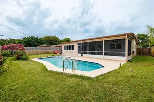 6870 Pershing St, Hollywood, FL 33024 - Photo 37