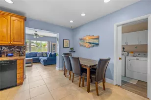 6870 Pershing St, Hollywood, FL 33024 - Photo 11
