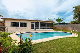 6870 Pershing St, Hollywood, FL 33024 - Photo 35