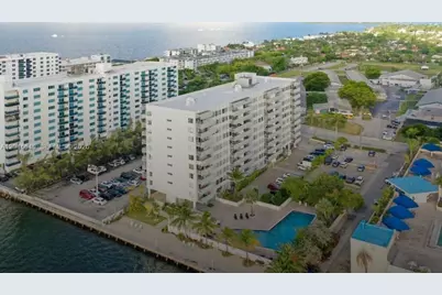 7545 E Treasure Dr #3I, North Bay Village, FL 33141 - Photo 11