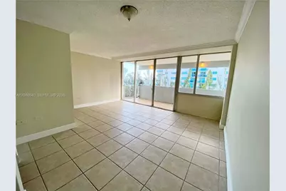 7545 E Treasure Dr #3I, North Bay Village, FL 33141 - Photo 3