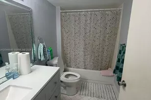 750 SW 138th Ave, Pembroke Pines, FL 33027 - Photo 5